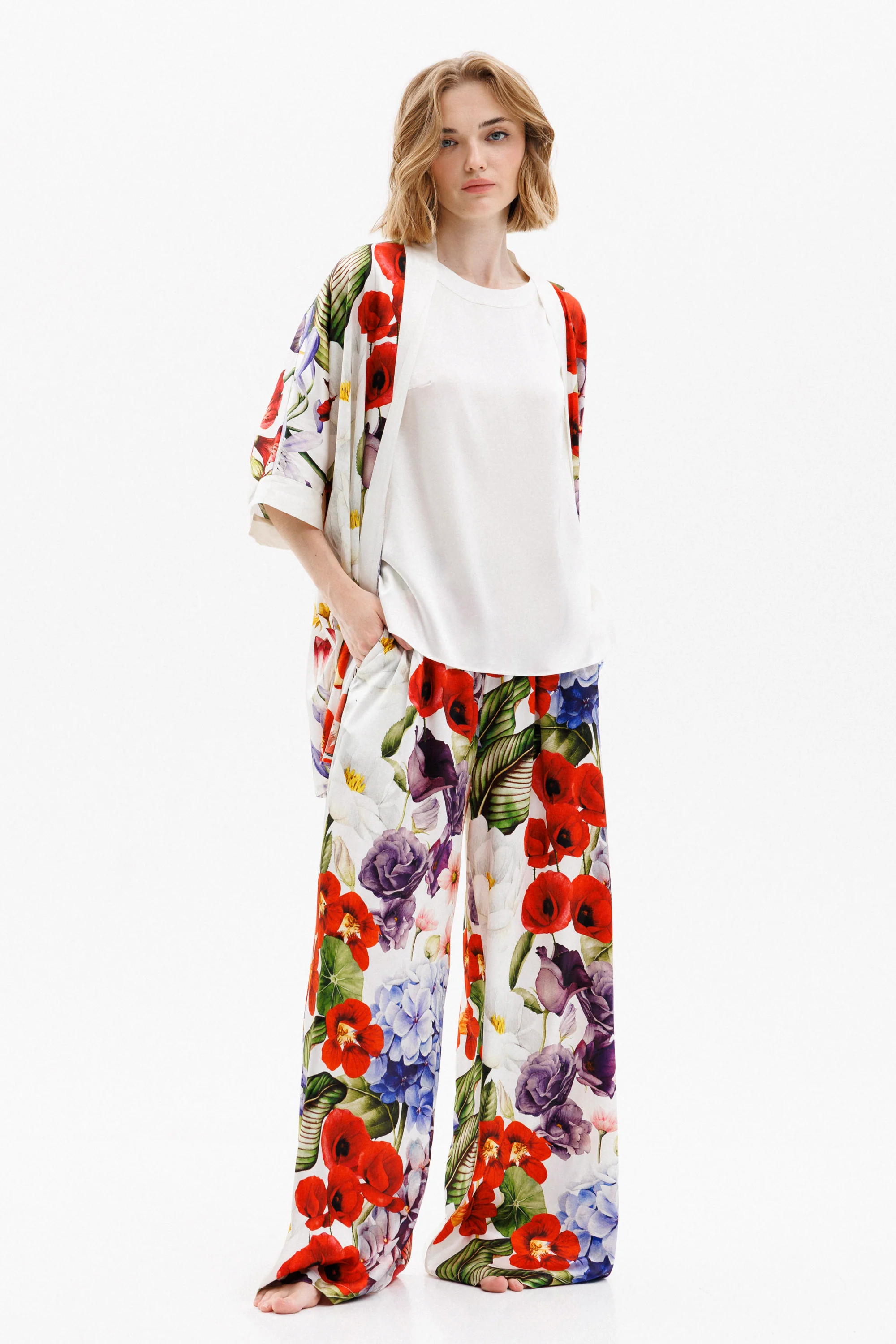 Wild Bloom Lounge Set in White