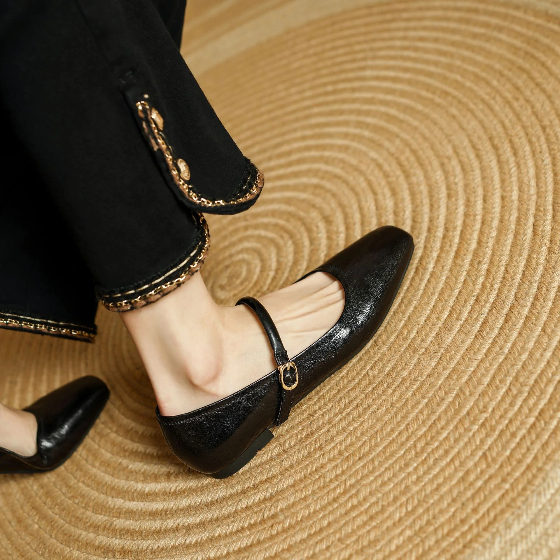 Islae Genuine Leather Flats