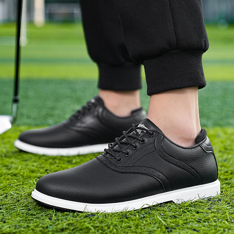 Noran Golf Shoes