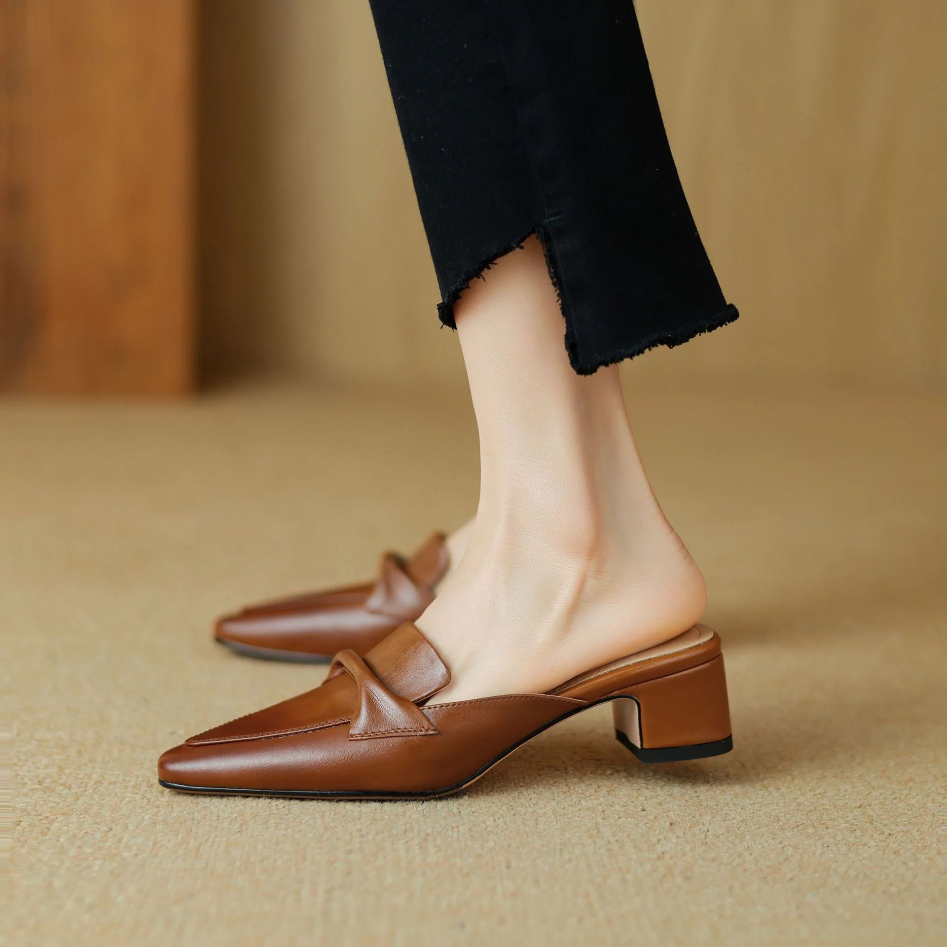 Erlen Genuine Leather Mules