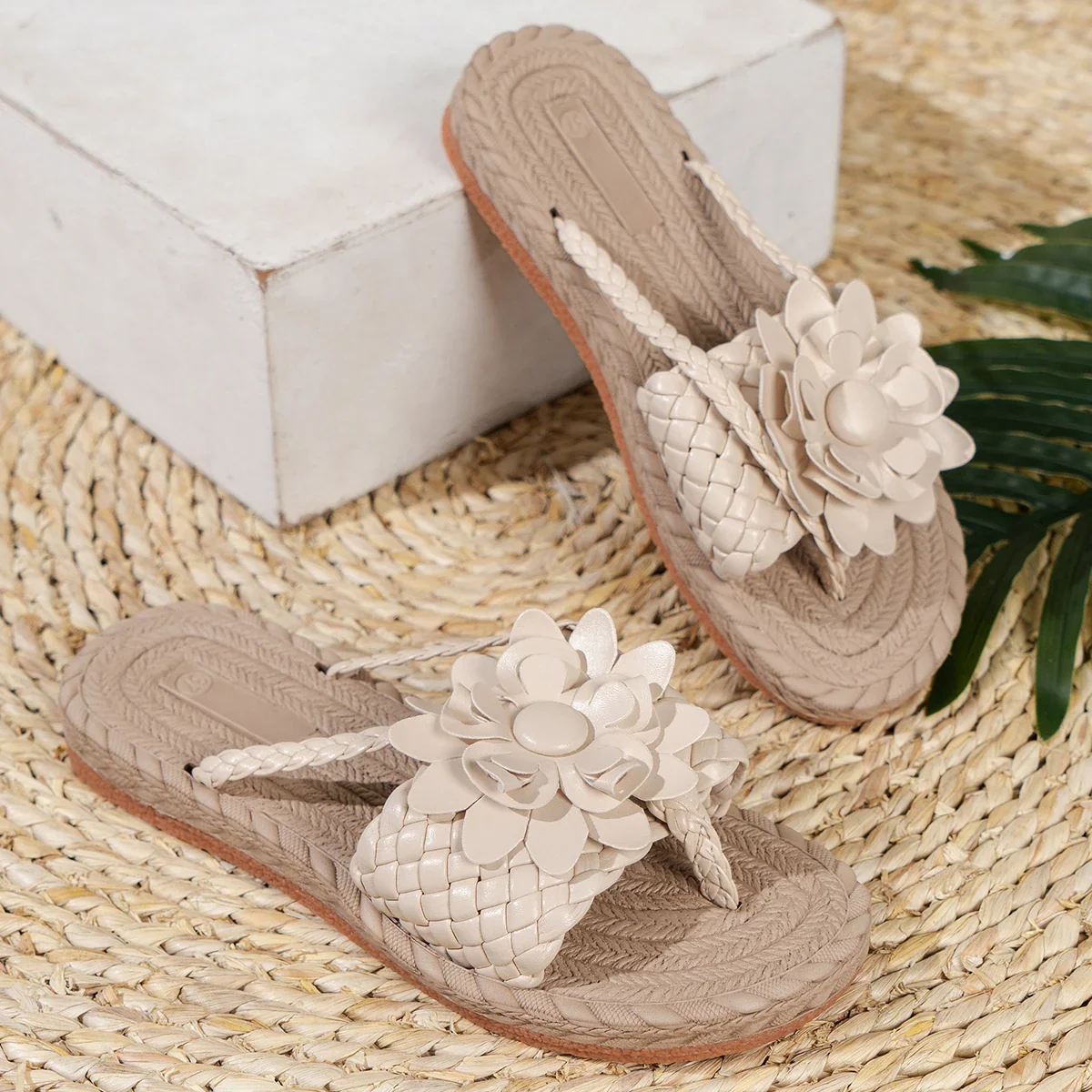 Floria Flip Flops