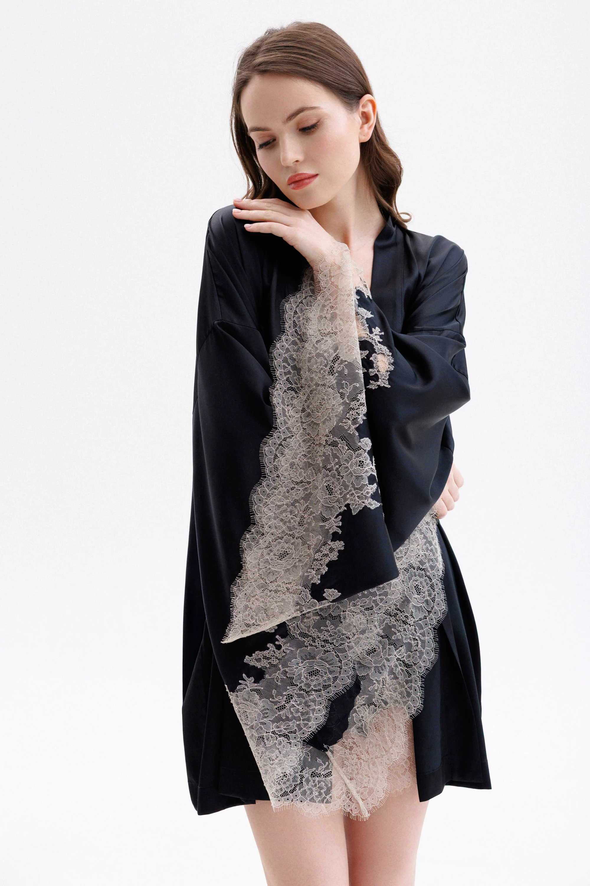 Short Silk Kimono in Black with Nude Caudry Lace