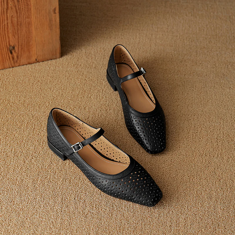 Raika Genuine Leather Pumps