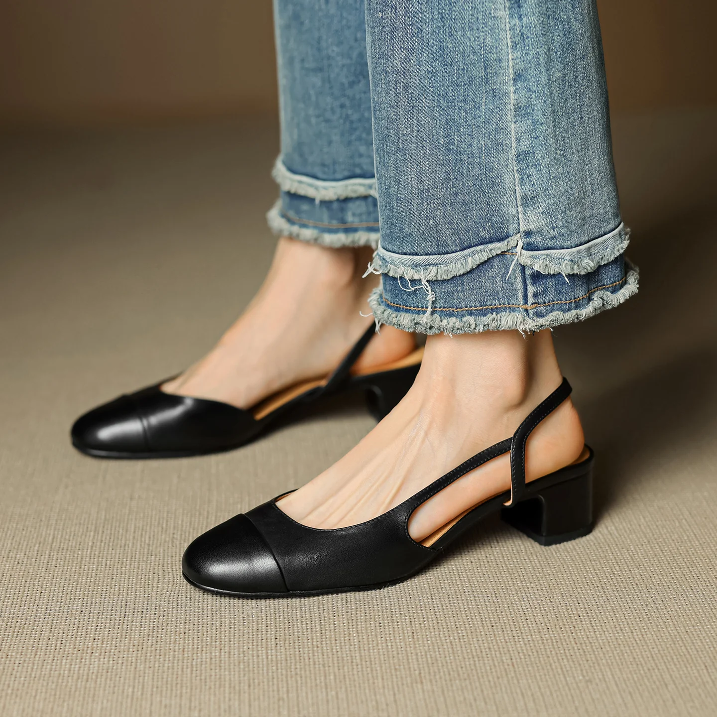 Lureth Genuine Leather Pumps