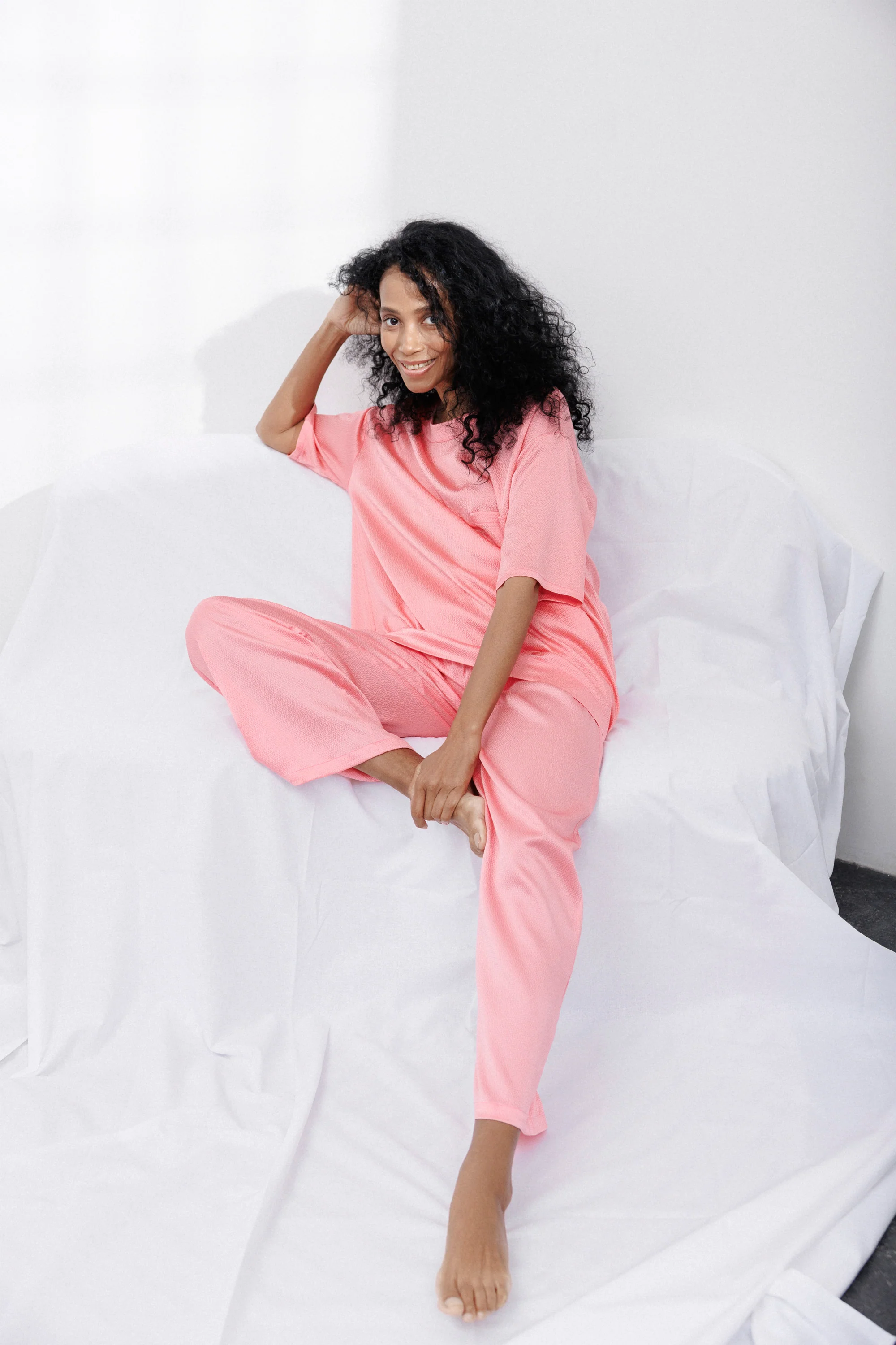 Bubble Silk Relaxed Pants in Pink