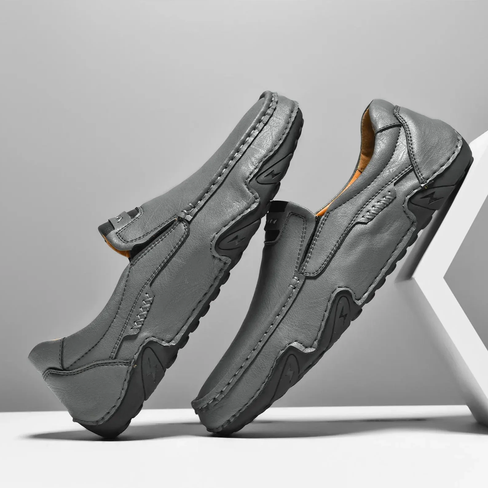 Vanler Leather Loafers