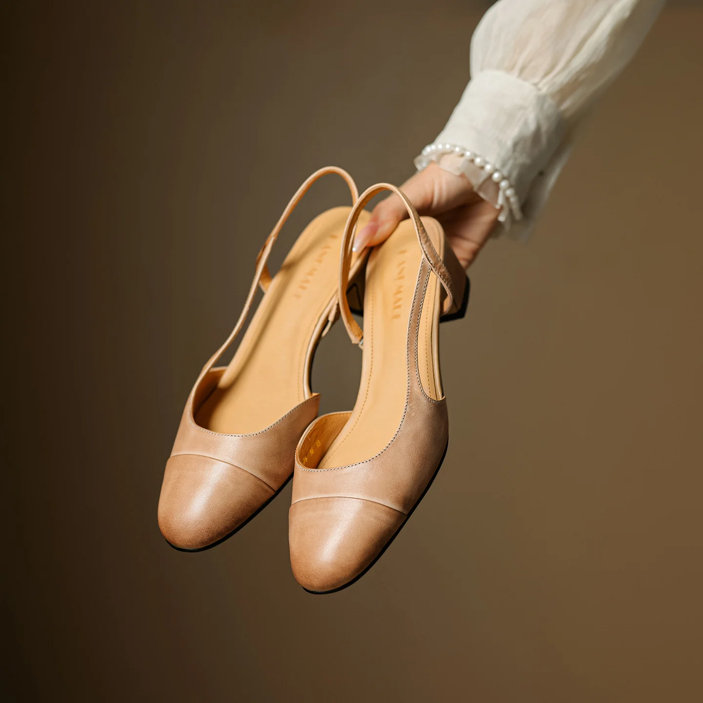 Lureth Genuine Leather Pumps