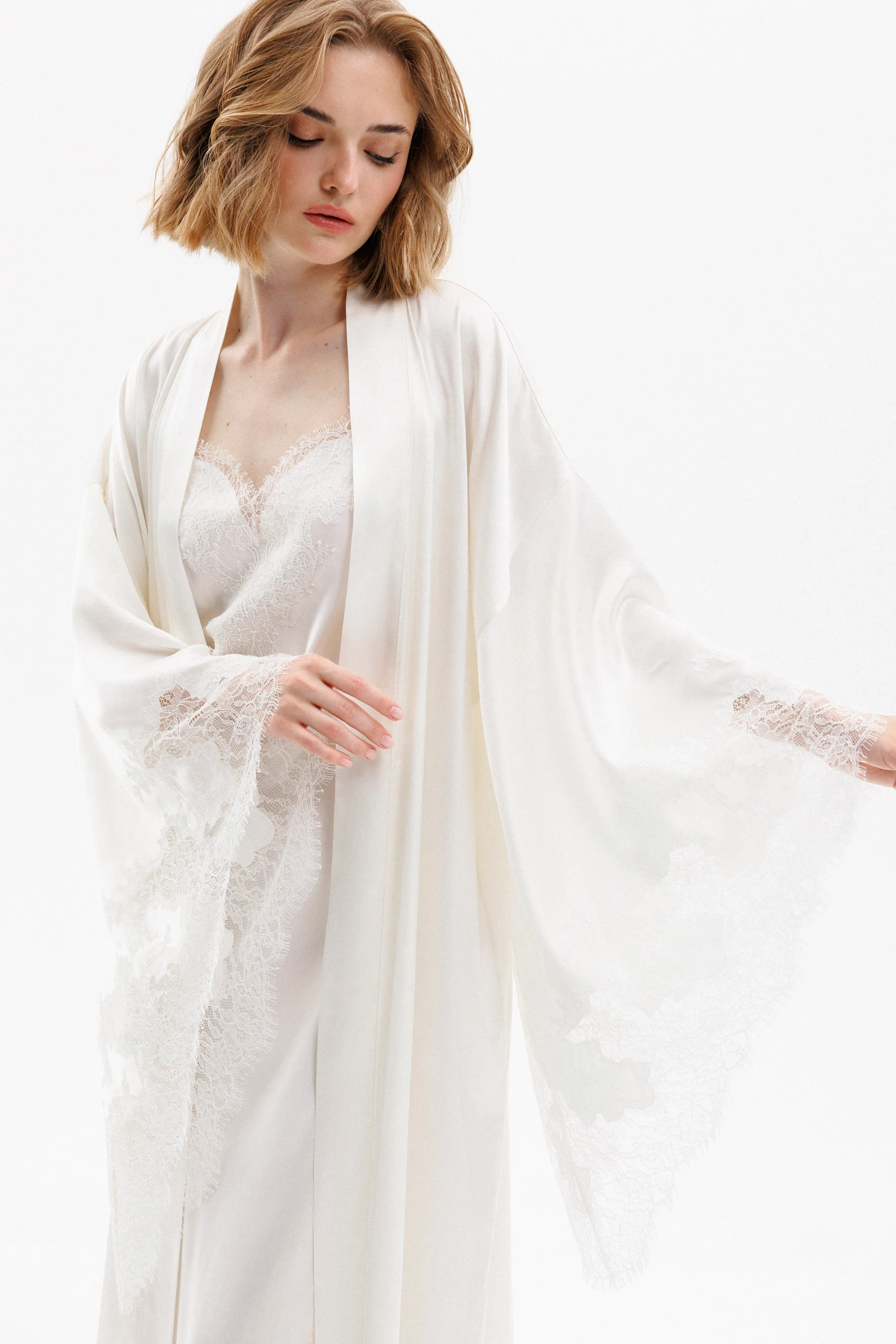 Veloura Long Silk Kimono in Ivory with Ivory Caudry Lace
