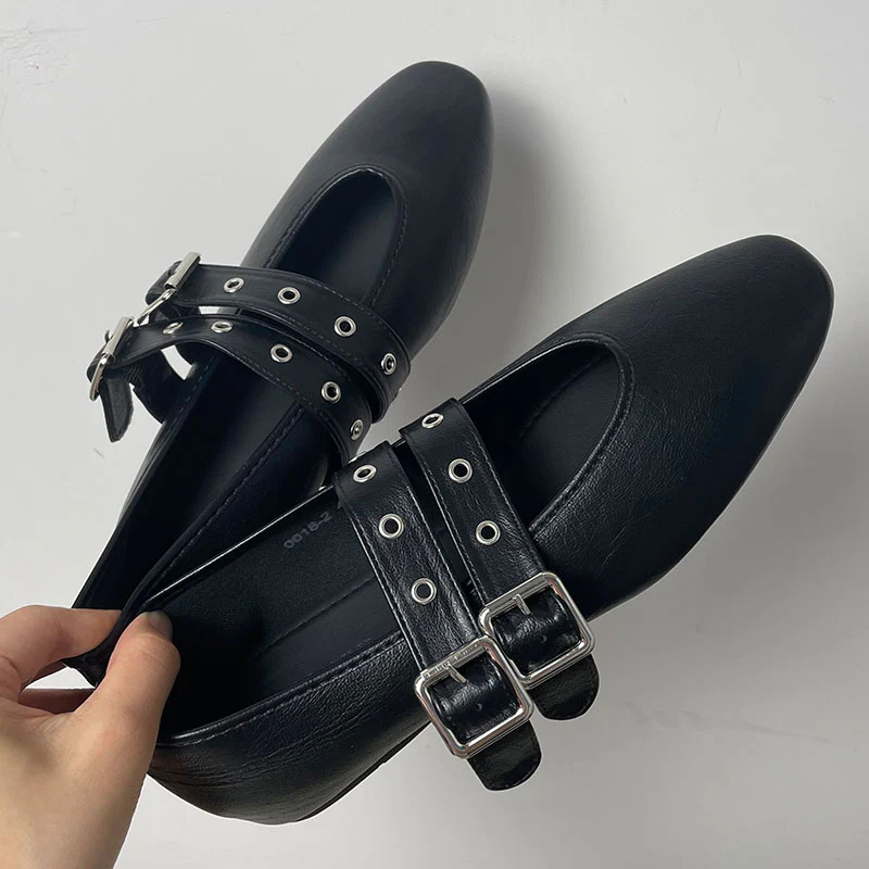 Loxie Mary Jane flats