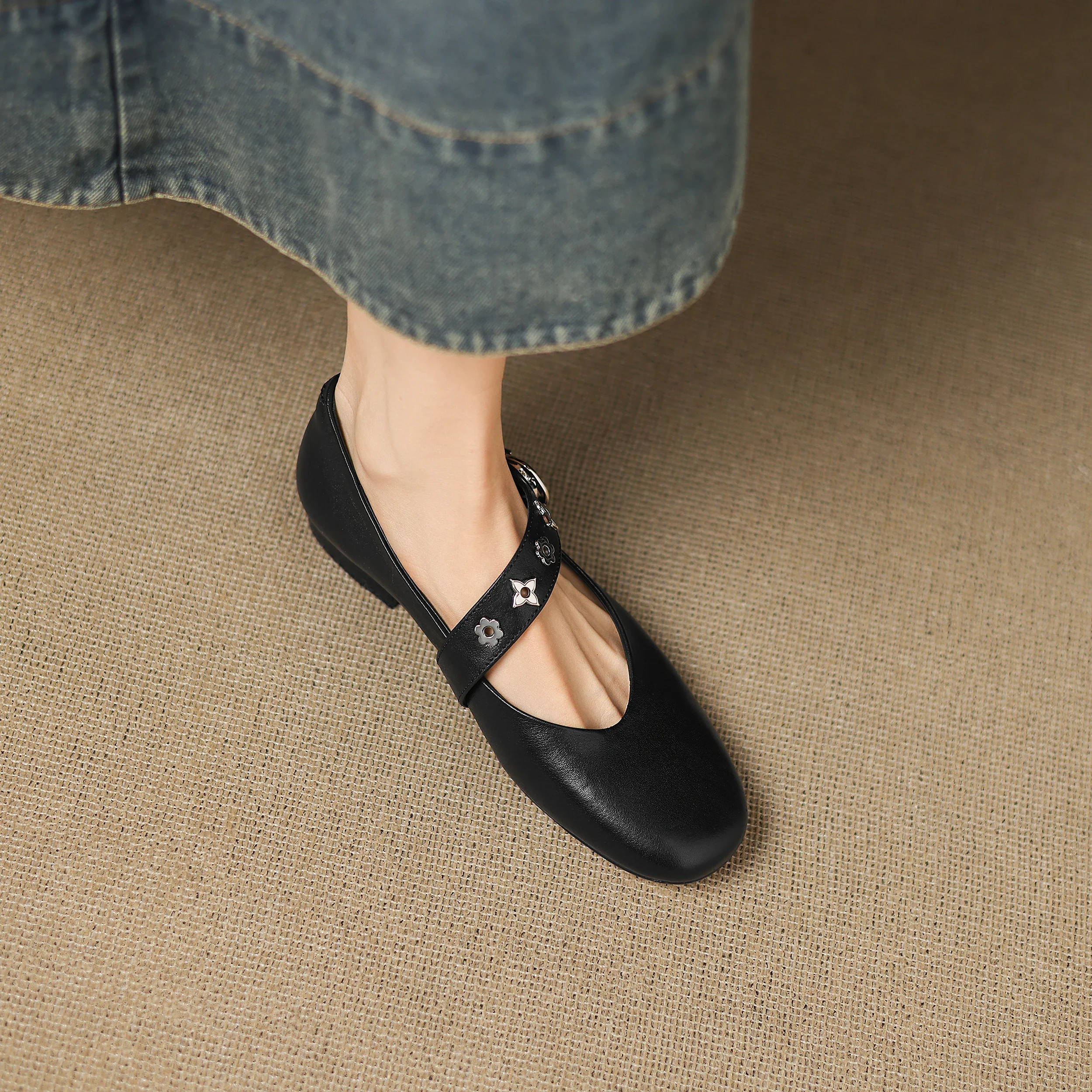 Elda Genuine Leather Flats